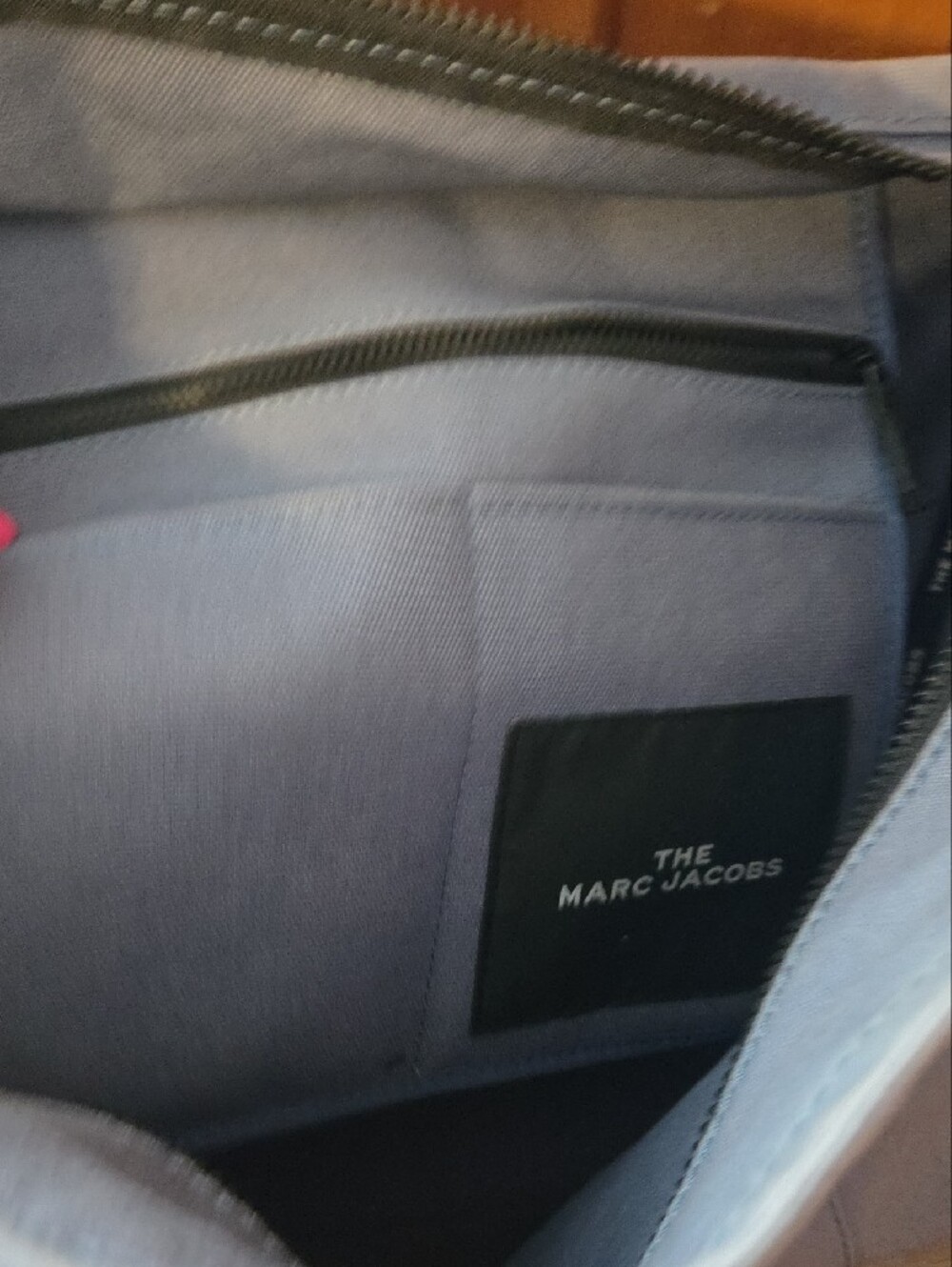 Marc Jacobs THE TOTE BAG LARGE light blue canvas. Good Condition! - Picture 6 of 9